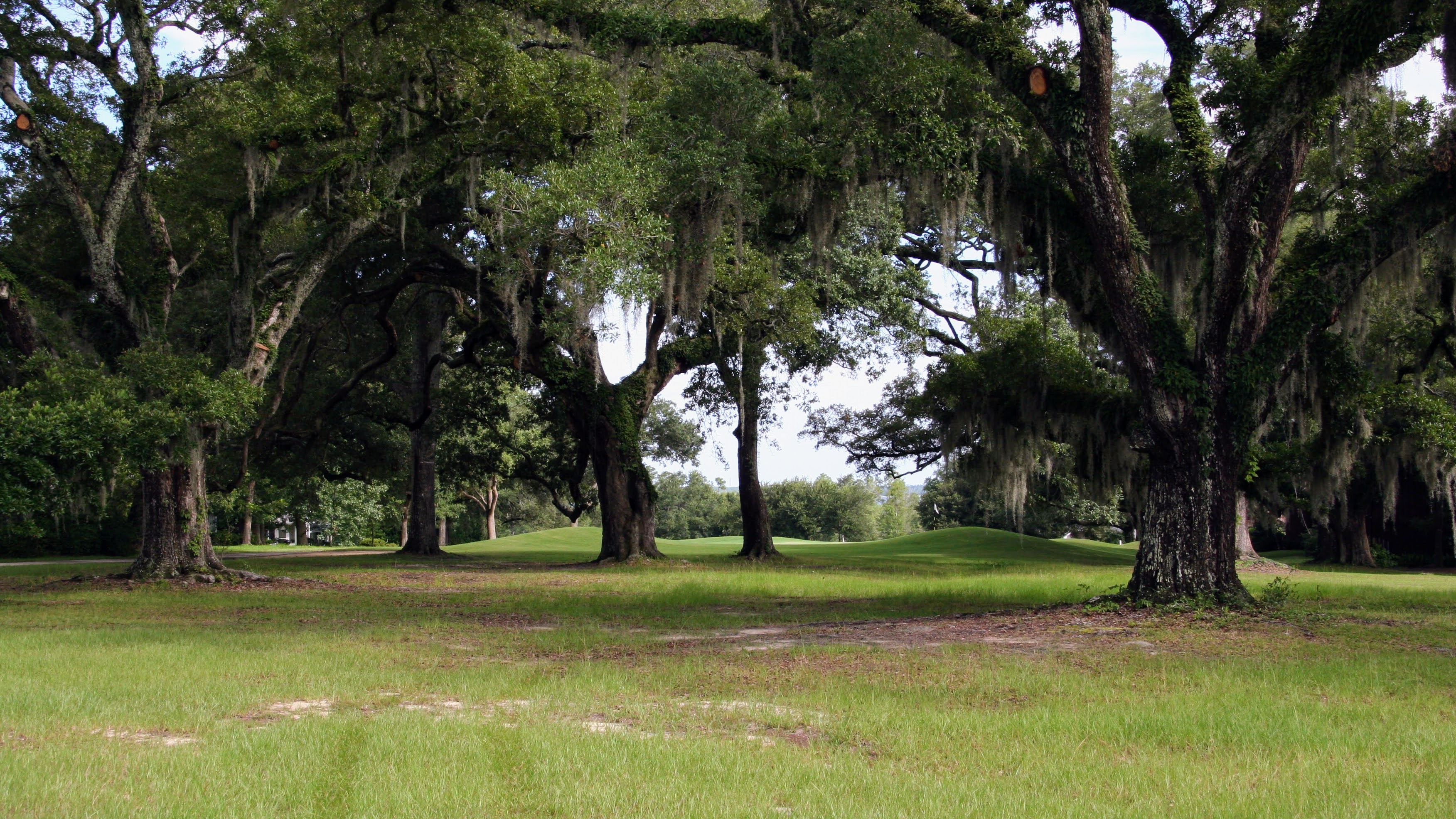 Diamondhead golf courses